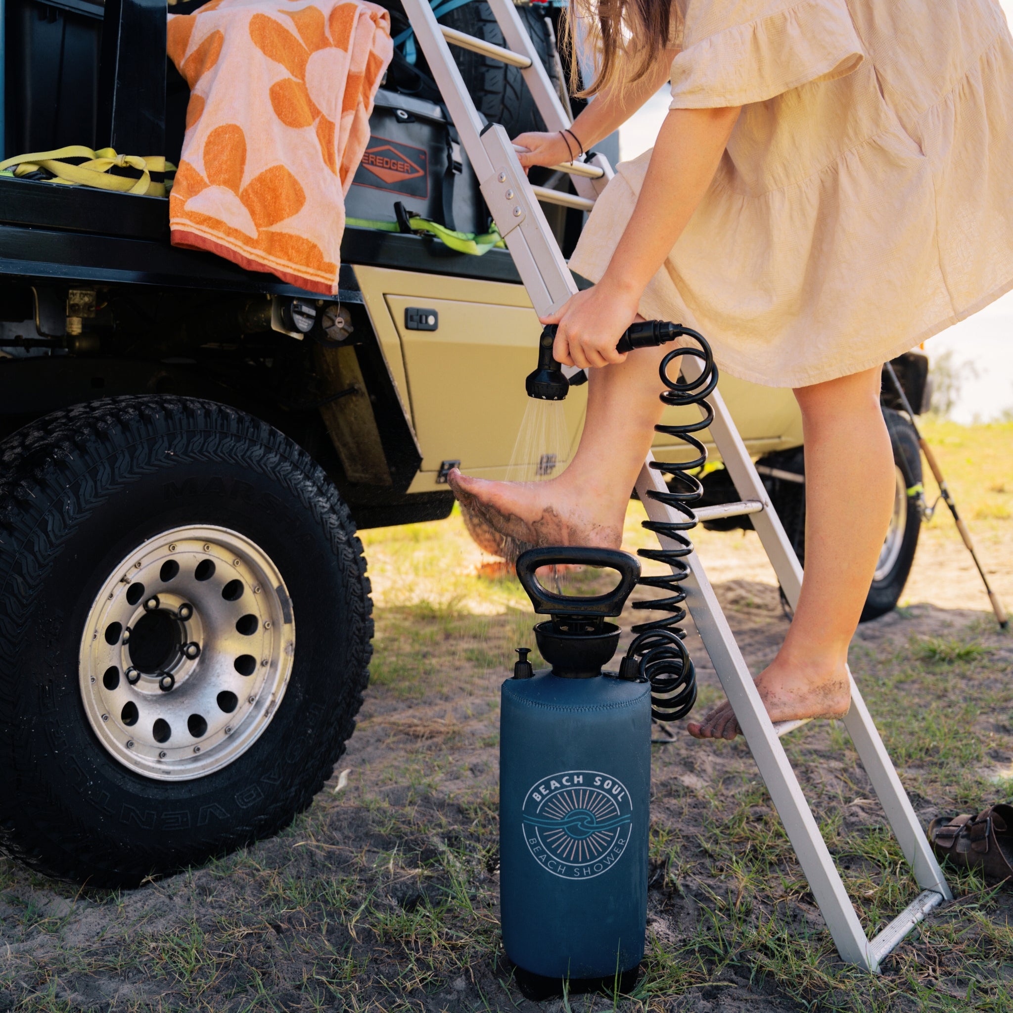 Portable Shower Ocean Rise 8L